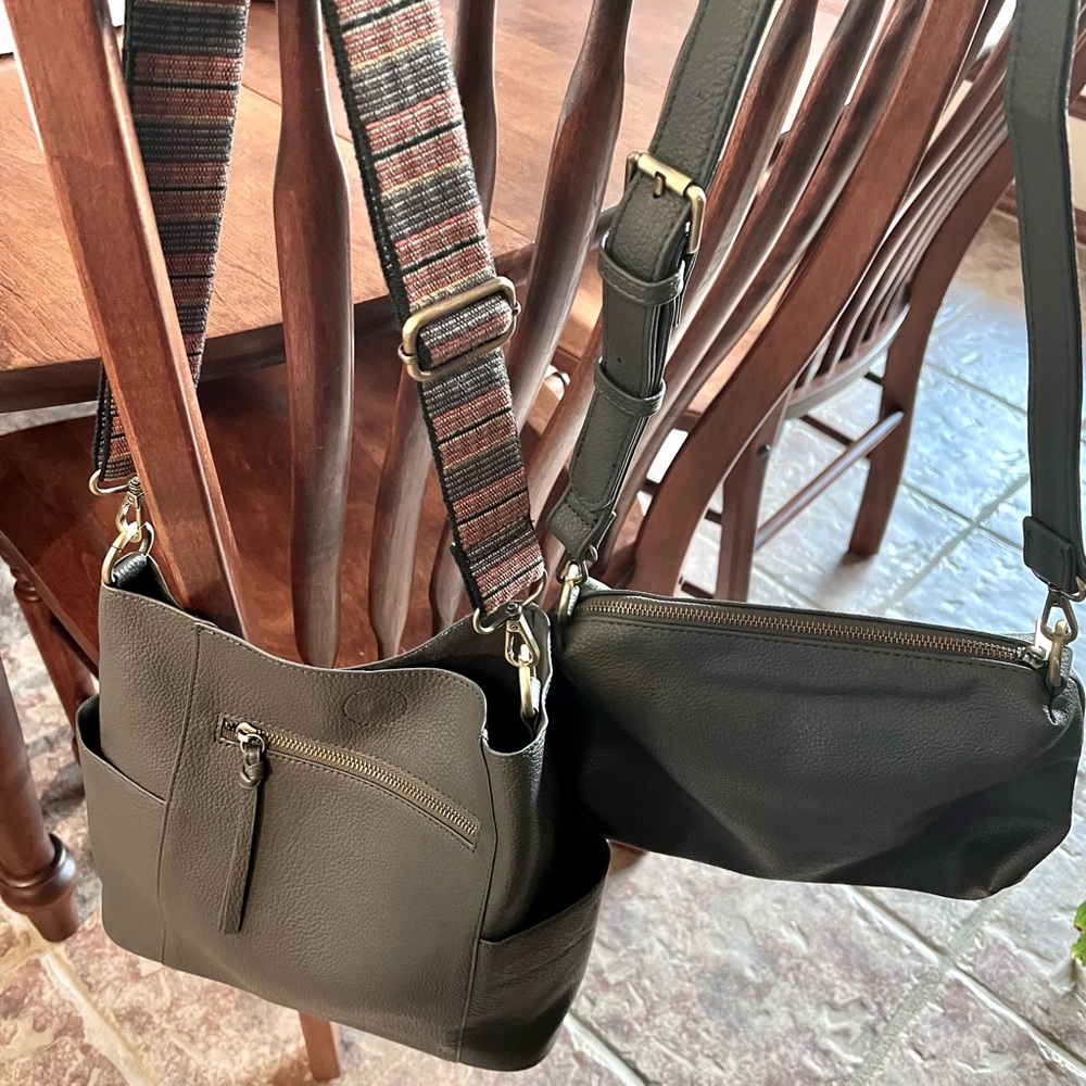Joy Susan Kayleigh Side Pocket Bucket Bag 3-Pc Combo in Charcoal + Guitar Strap - Picture 10 of 16